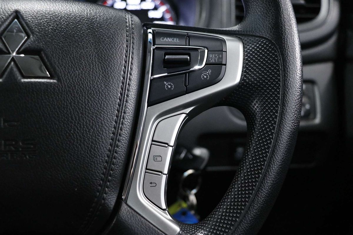 2021 Mitsubishi Triton GLX MR 4X4