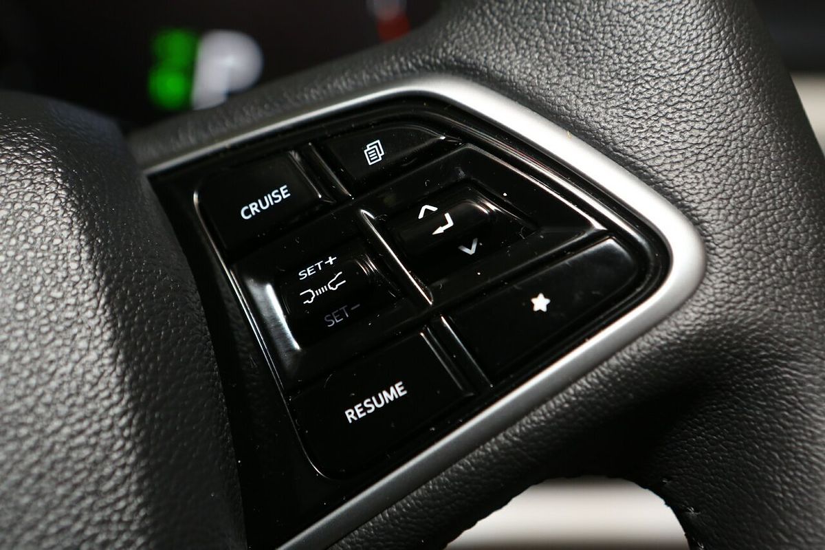 2024 Mahindra XUV700 AX7L Black Edition