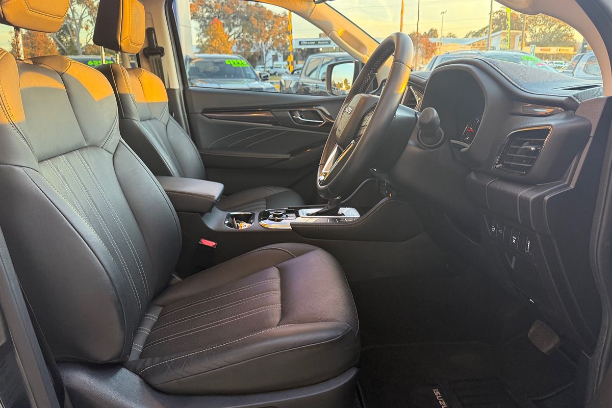 2024 Isuzu MU-X LS-T