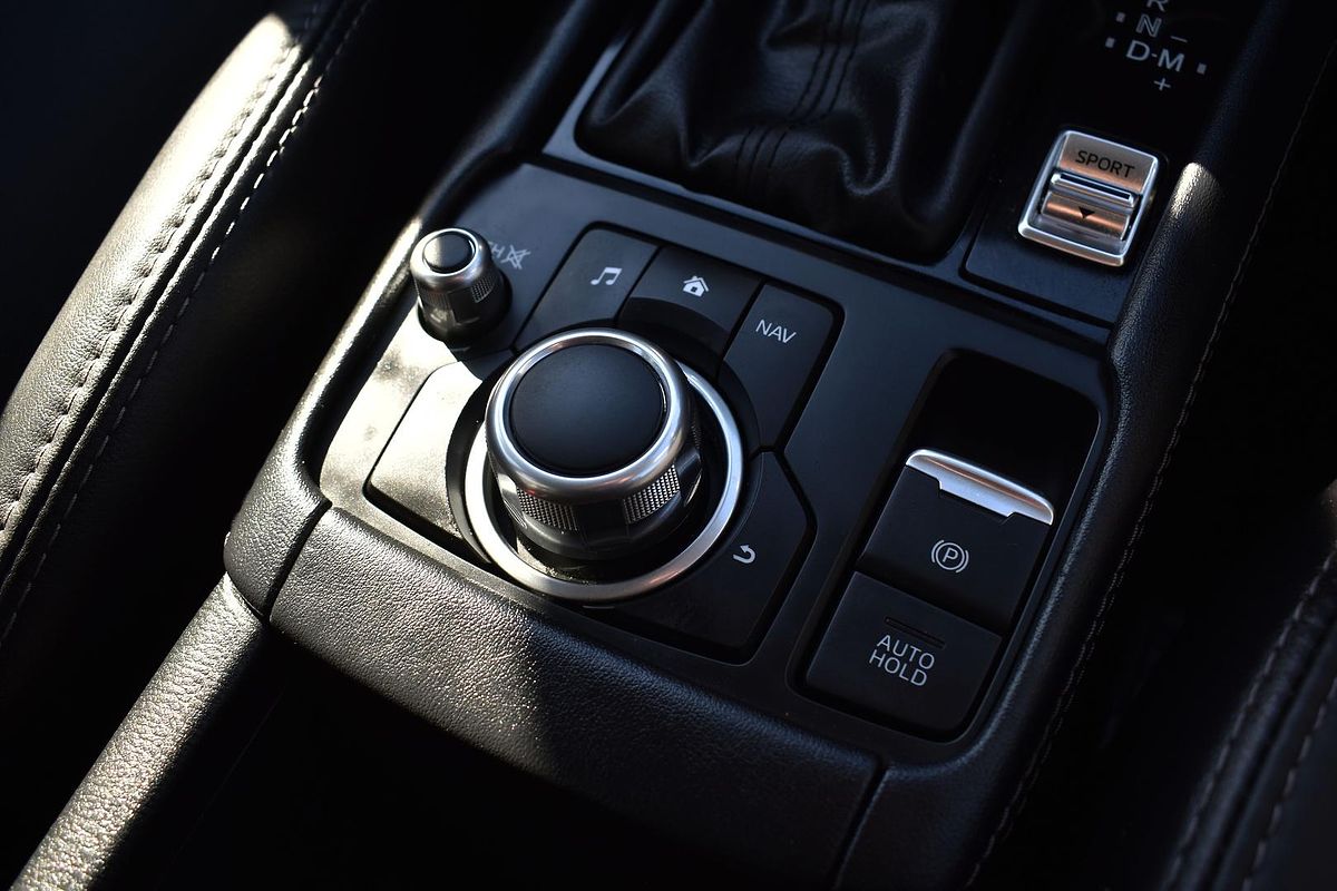 2023 Mazda CX-3 sTouring DK
