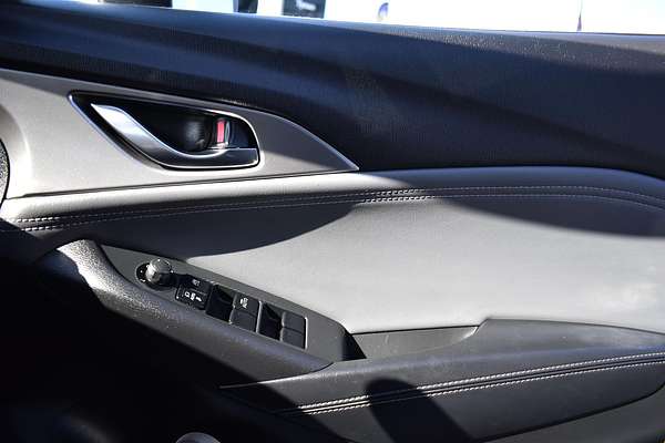 2023 Mazda CX-3 sTouring DK
