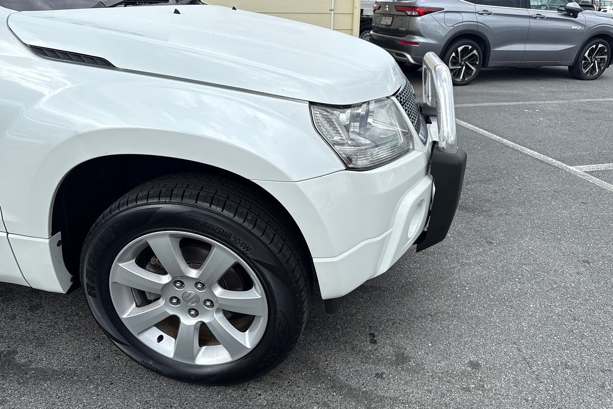 2012 Suzuki Grand Vitara Prestige JB