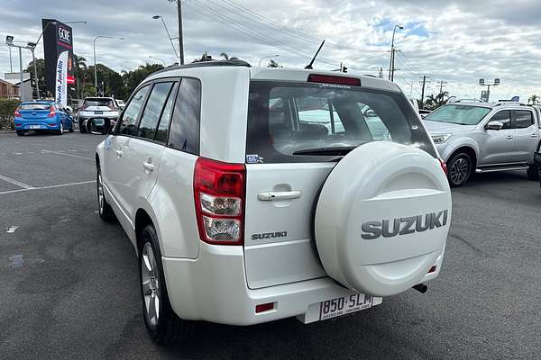 2012 Suzuki Grand Vitara Prestige JB