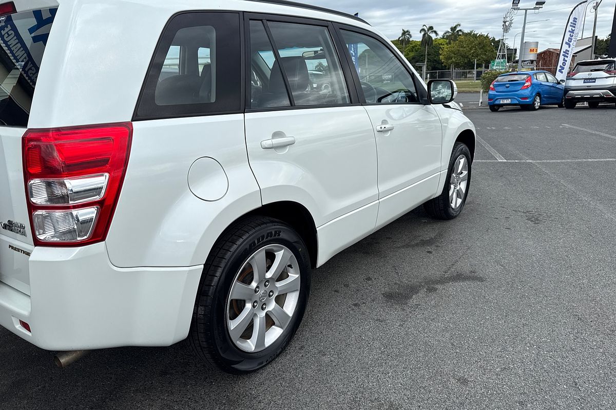 2012 Suzuki Grand Vitara Prestige JB