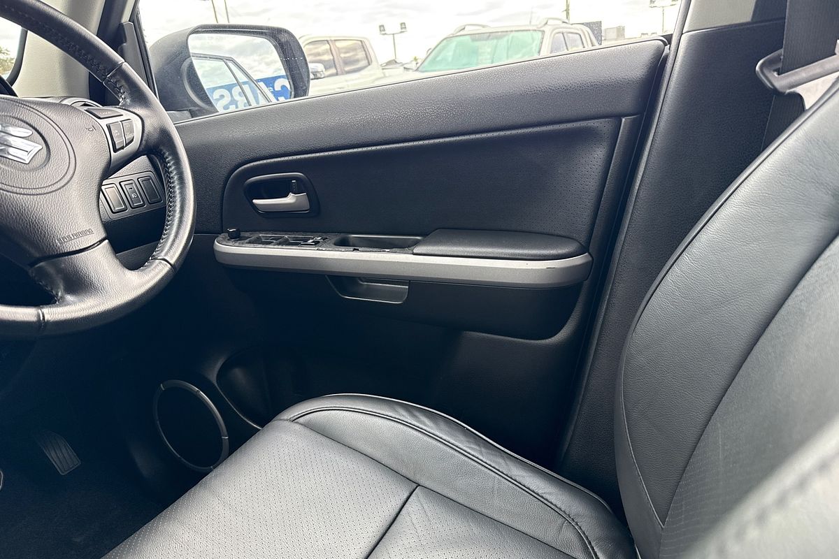 2012 Suzuki Grand Vitara Prestige JB