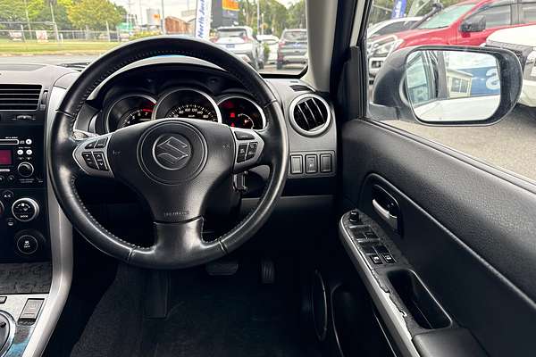 2012 Suzuki Grand Vitara Prestige JB
