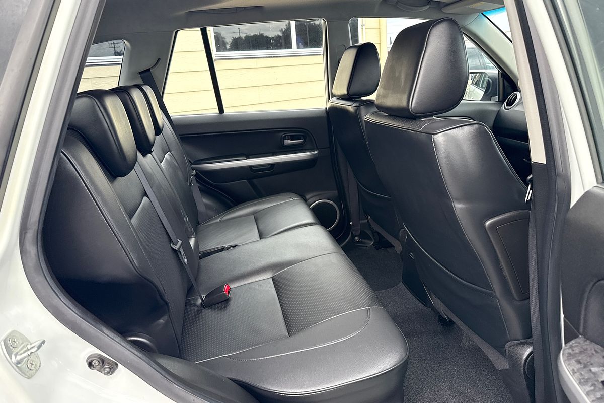 2012 Suzuki Grand Vitara Prestige JB