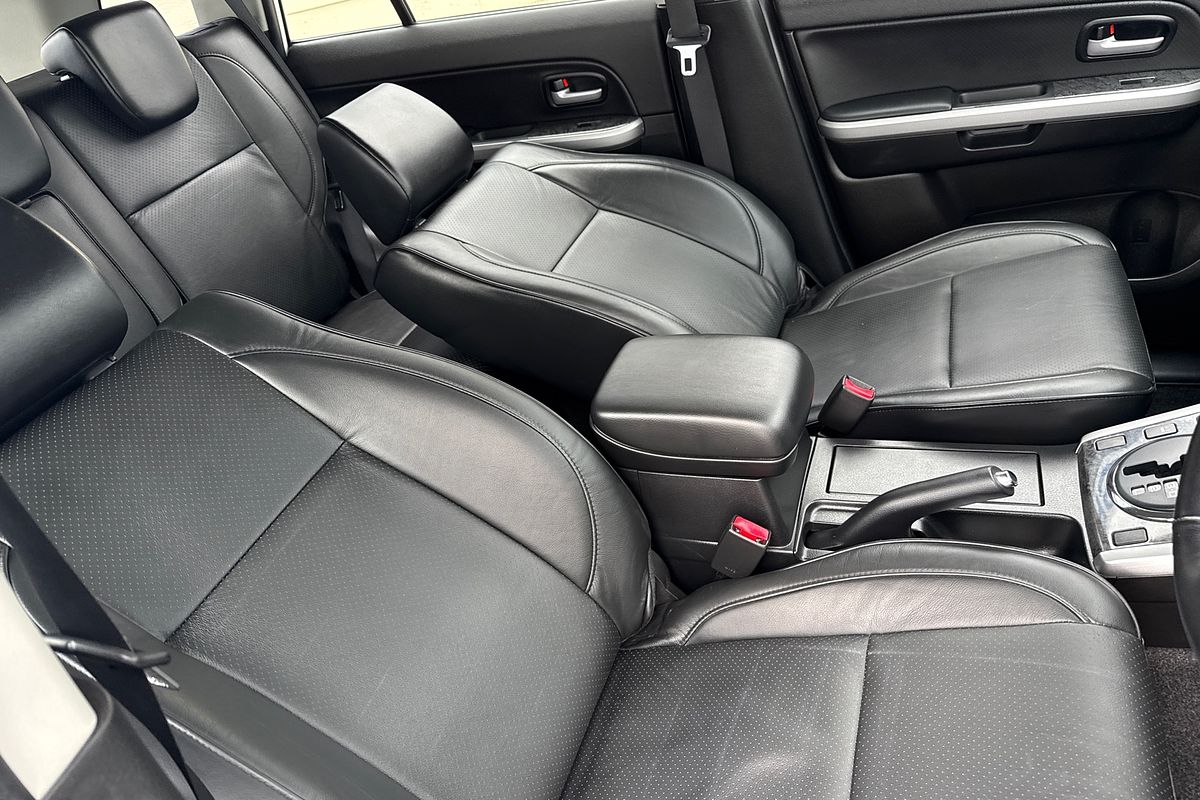 2012 Suzuki Grand Vitara Prestige JB