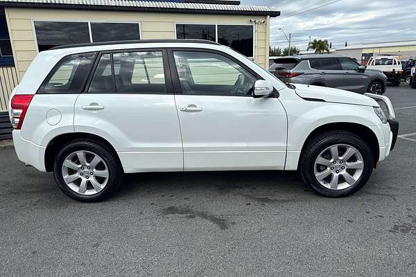 2012 Suzuki Grand Vitara Prestige JB