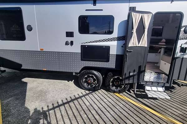 2023 Design RV Forerunner V10 Club