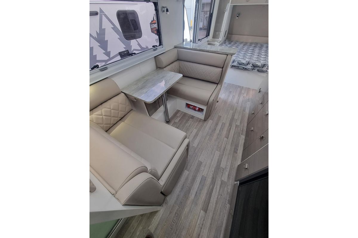 2023 Design RV Crx V5-3 Semi Off-Road
