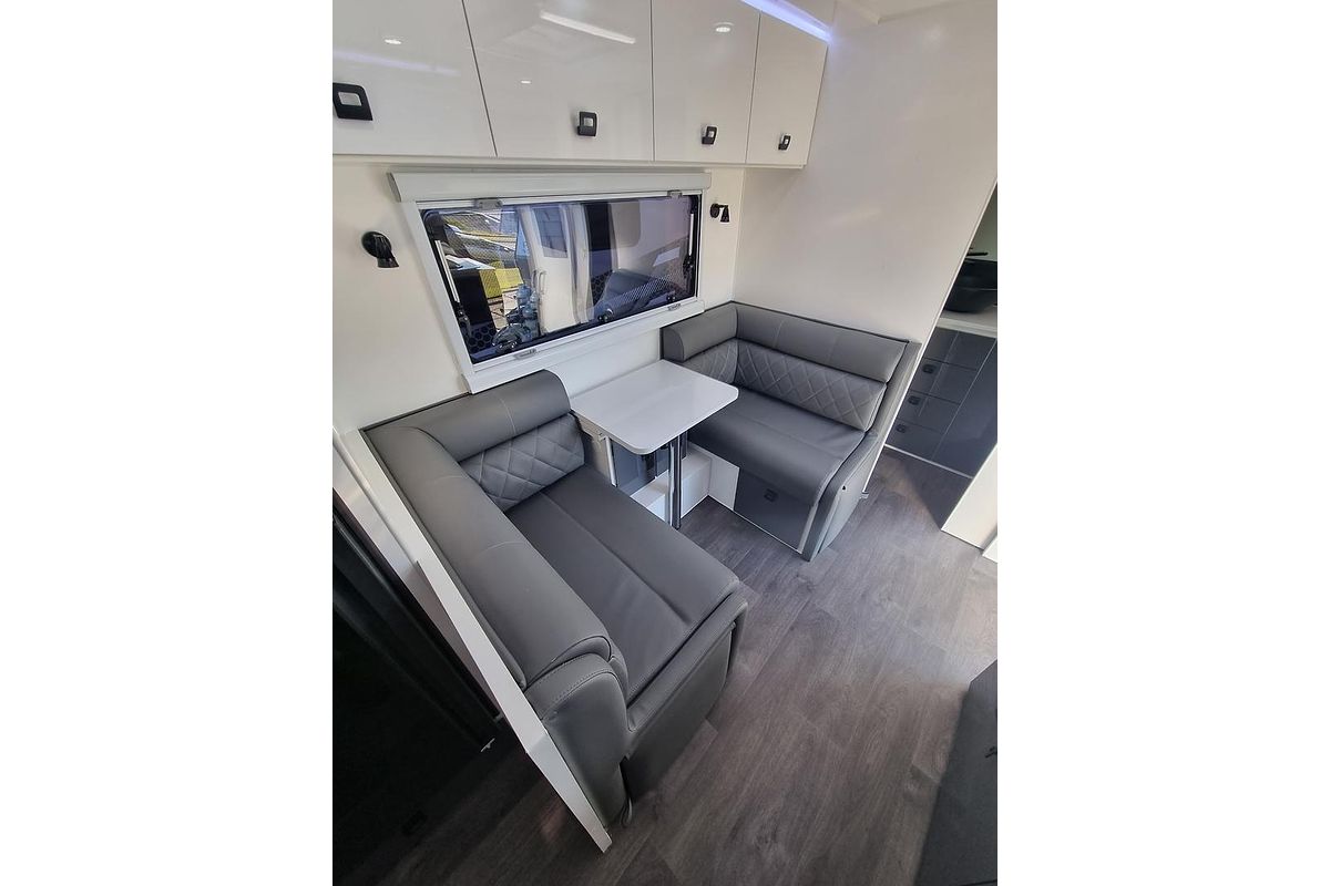 2023 Design RV Forerunner V3