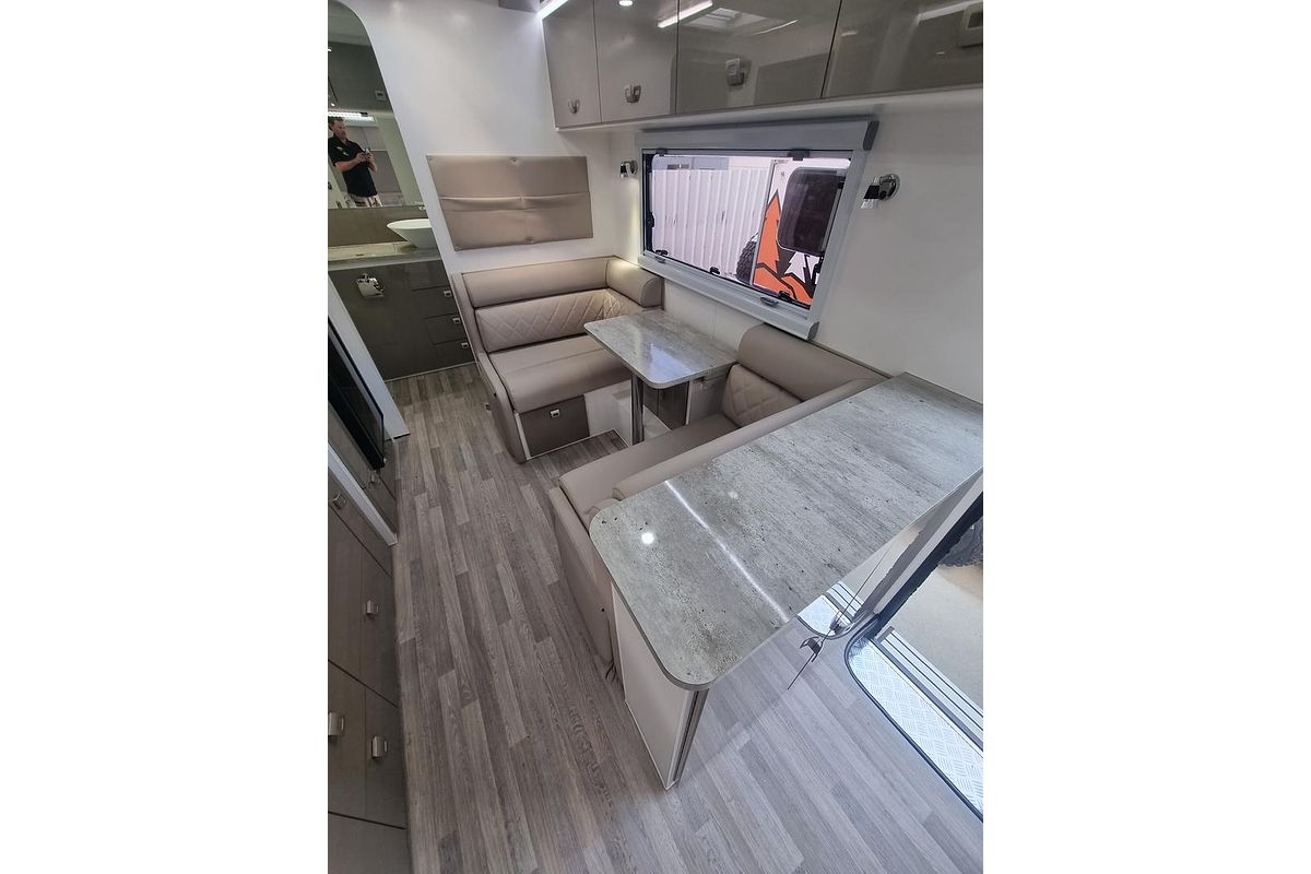 2023 Design RV Crx V5-3 Semi Off-Road