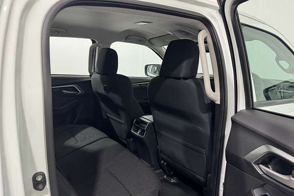 2025 Isuzu D-MAX LS-M 4X4