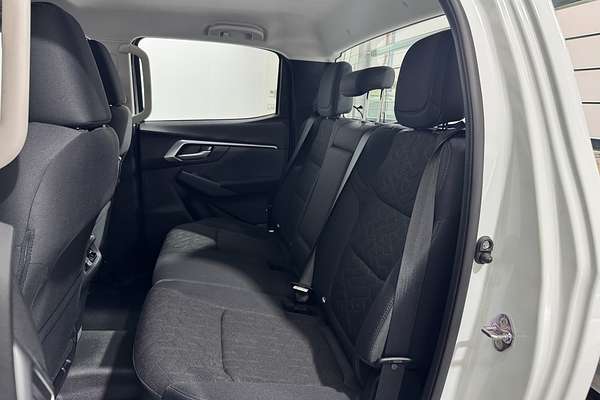 2025 Isuzu D-MAX LS-M 4X4