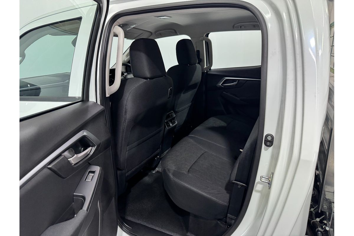 2025 Isuzu D-MAX LS-M 4X4