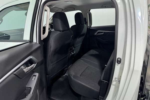 2025 Isuzu D-MAX LS-M 4X4