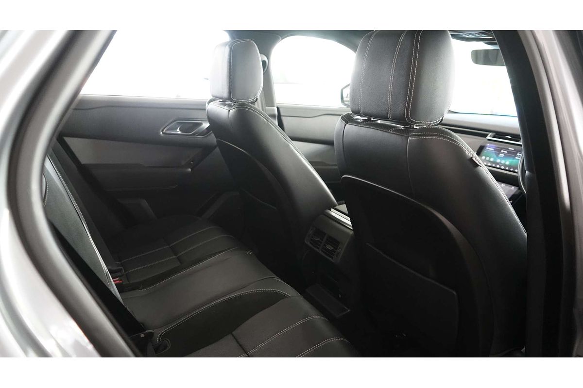 2019 Land Rover Range Rover Velar P250 R-Dynamic S L560