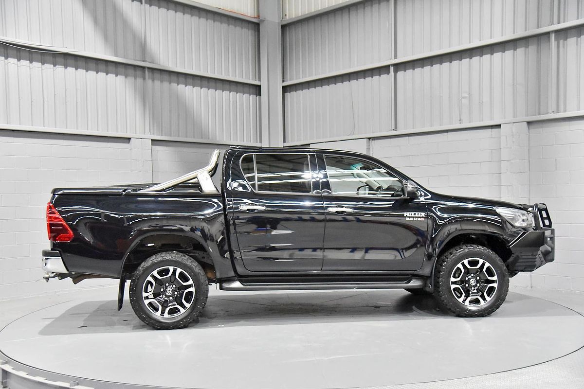 2022 Toyota Hilux SR5 GUN126R 4X4