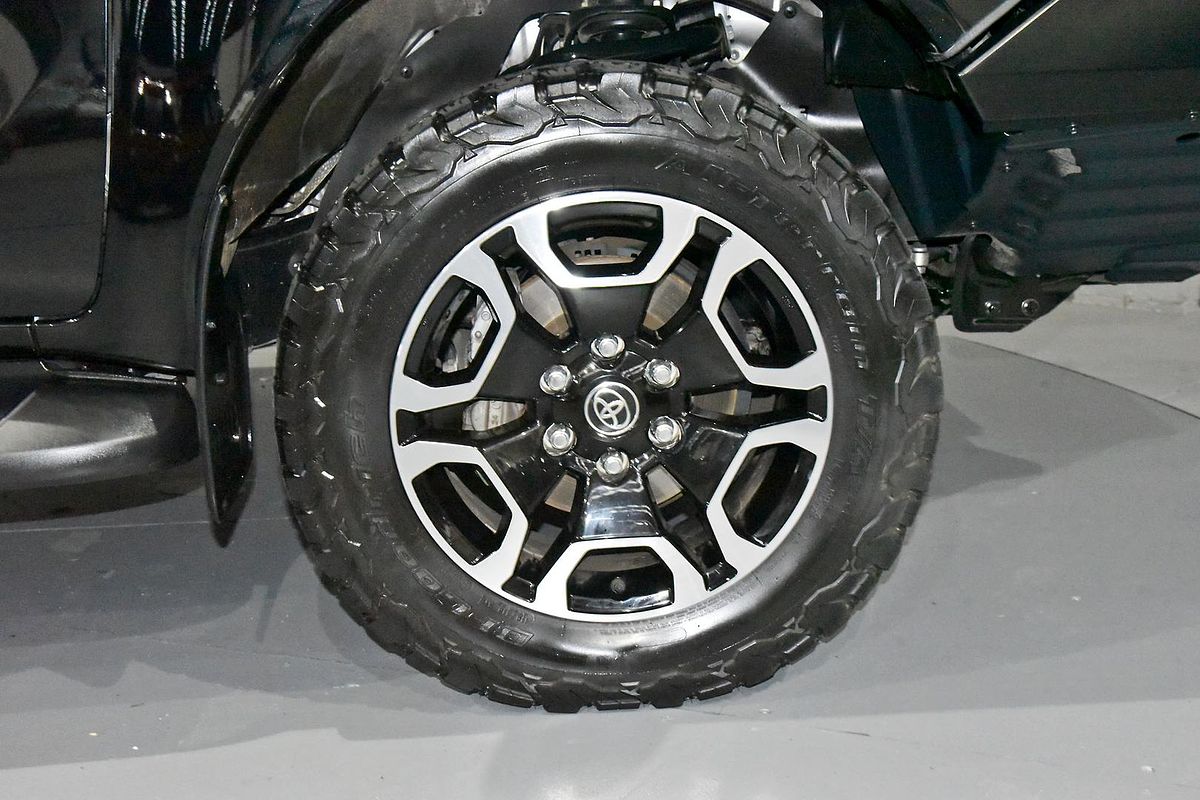 2022 Toyota Hilux SR5 GUN126R 4X4