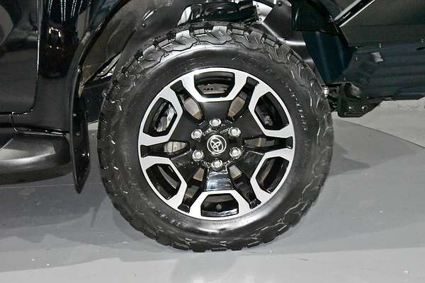 2022 Toyota Hilux SR5 GUN126R 4X4