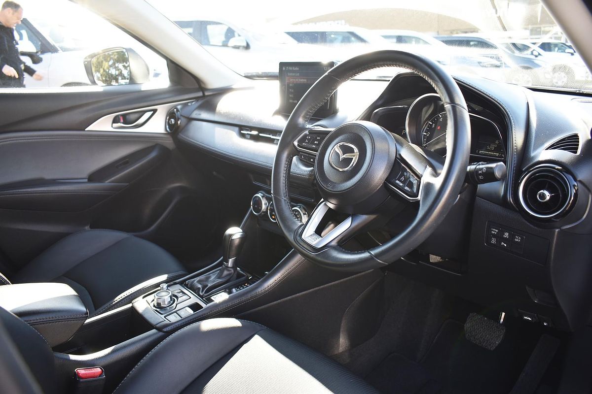 2023 Mazda CX-3 sTouring DK