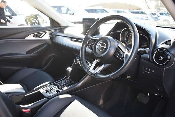 2023 Mazda CX-3 sTouring DK