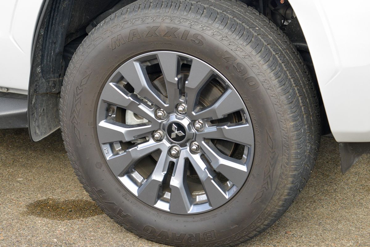 2024 Mitsubishi Triton GLS MV 4X4