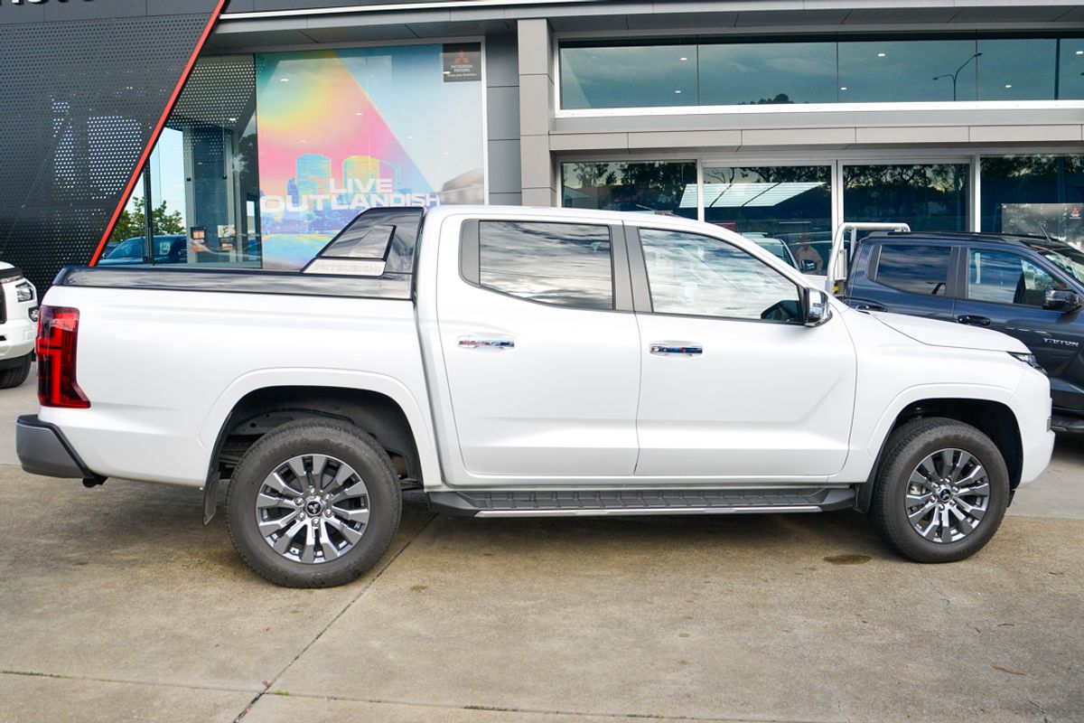 2024 Mitsubishi Triton GLS MV 4X4