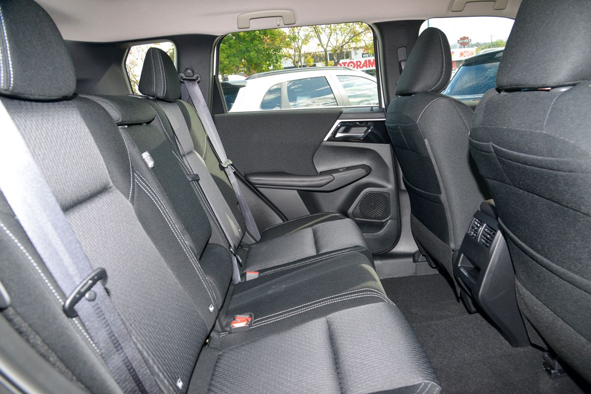2024 Mitsubishi Outlander ES ZM