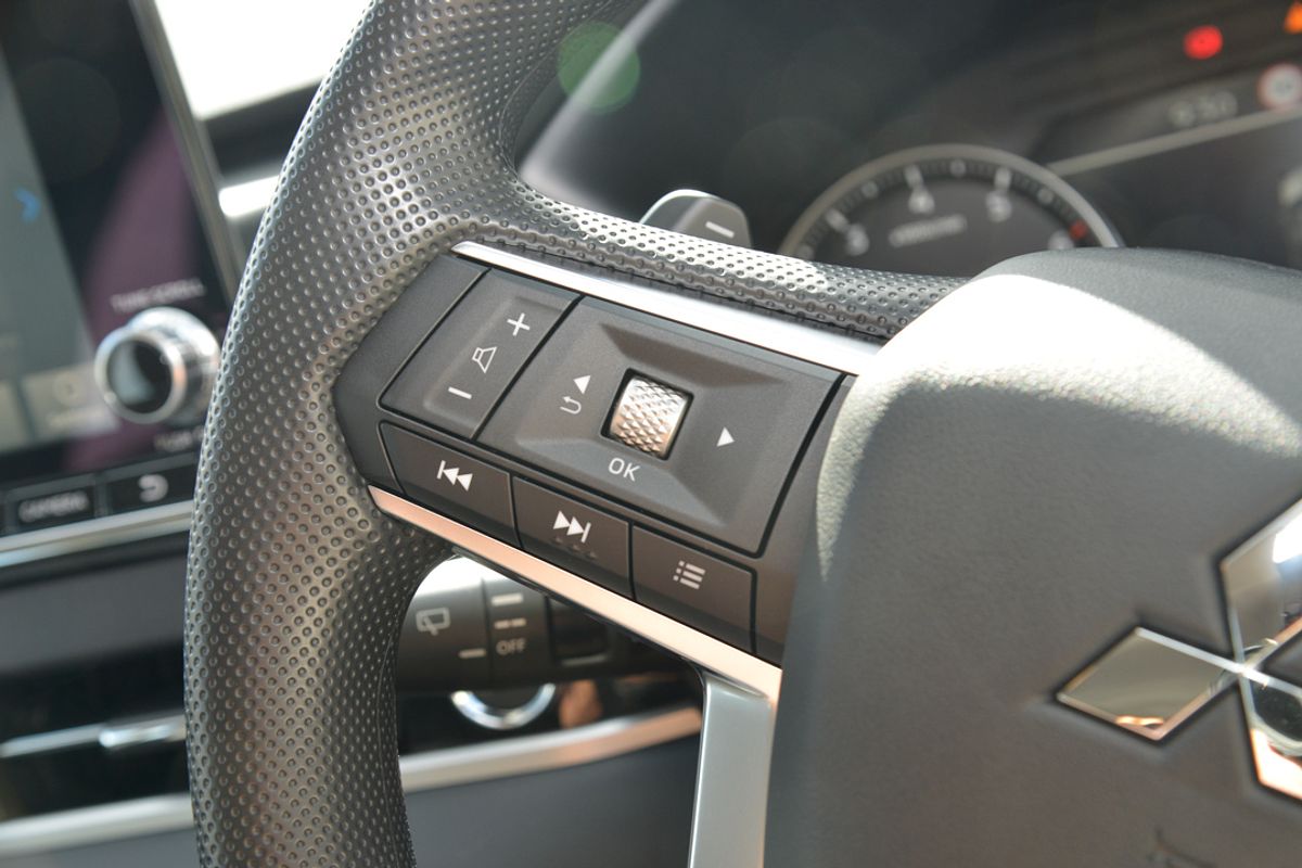 2024 Mitsubishi Outlander ES ZM