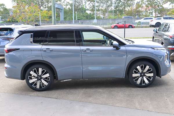 2025 Mitsubishi Outlander Exceed Tourer ZM