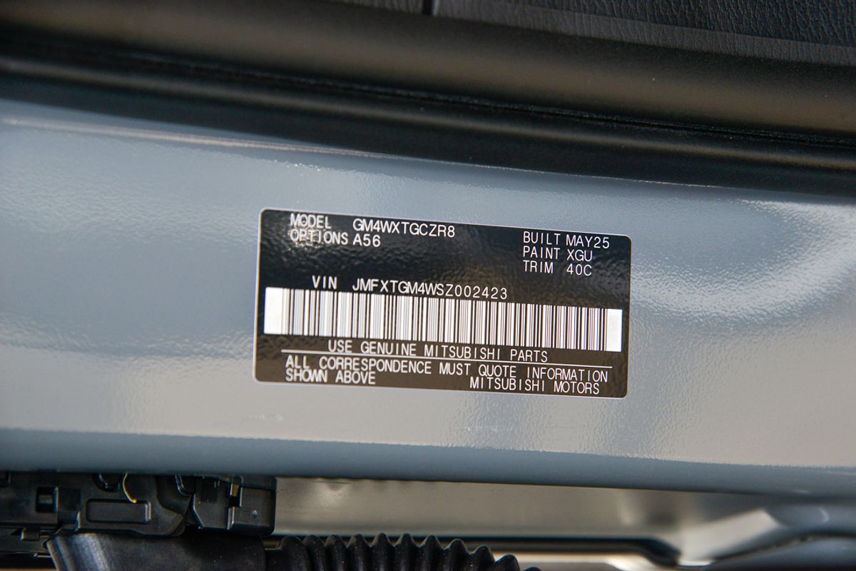 2025 Mitsubishi Outlander Exceed Tourer ZM