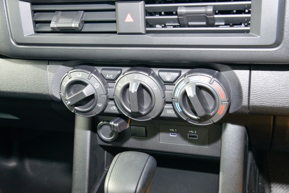 2024 Mitsubishi Triton GLX MV 4X4