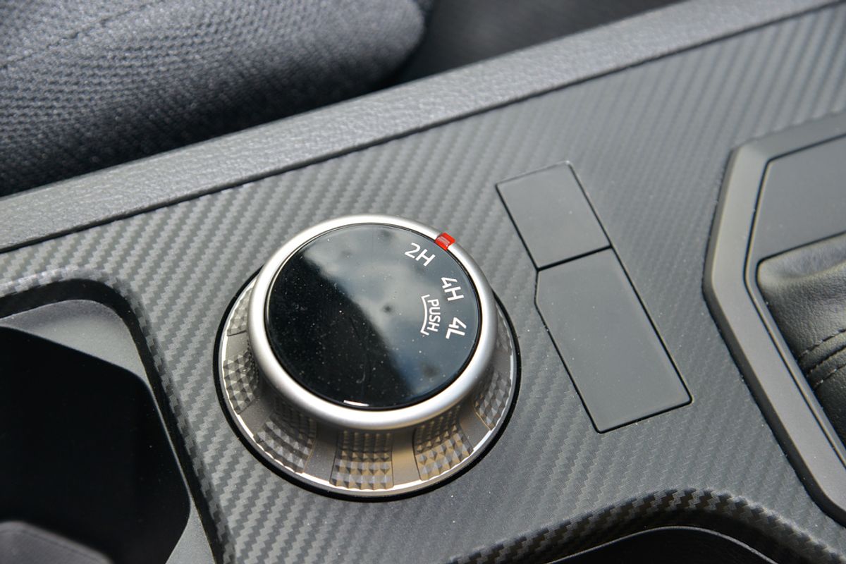 2024 Mitsubishi Triton GLX MV 4X4