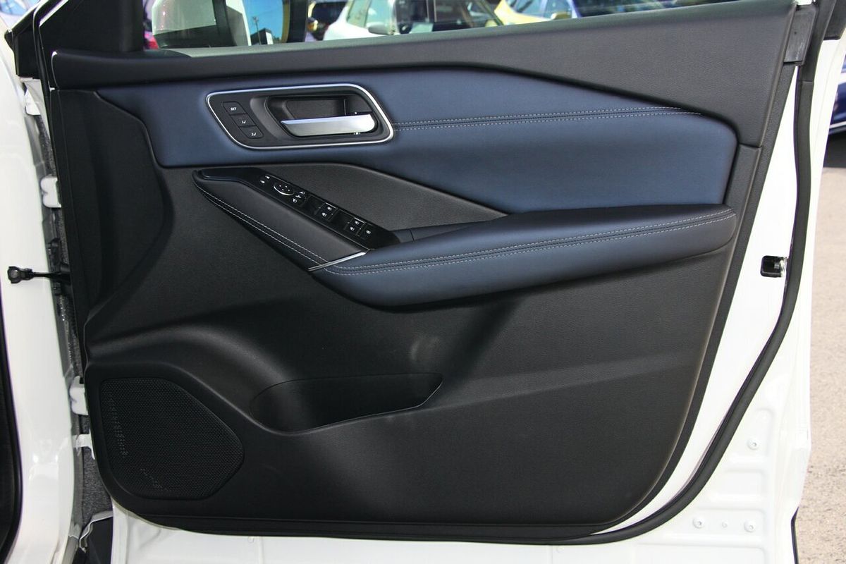 2023 Nissan QASHQAI Ti J12