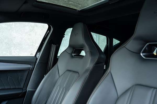 2024 CUPRA Leon VZe KL