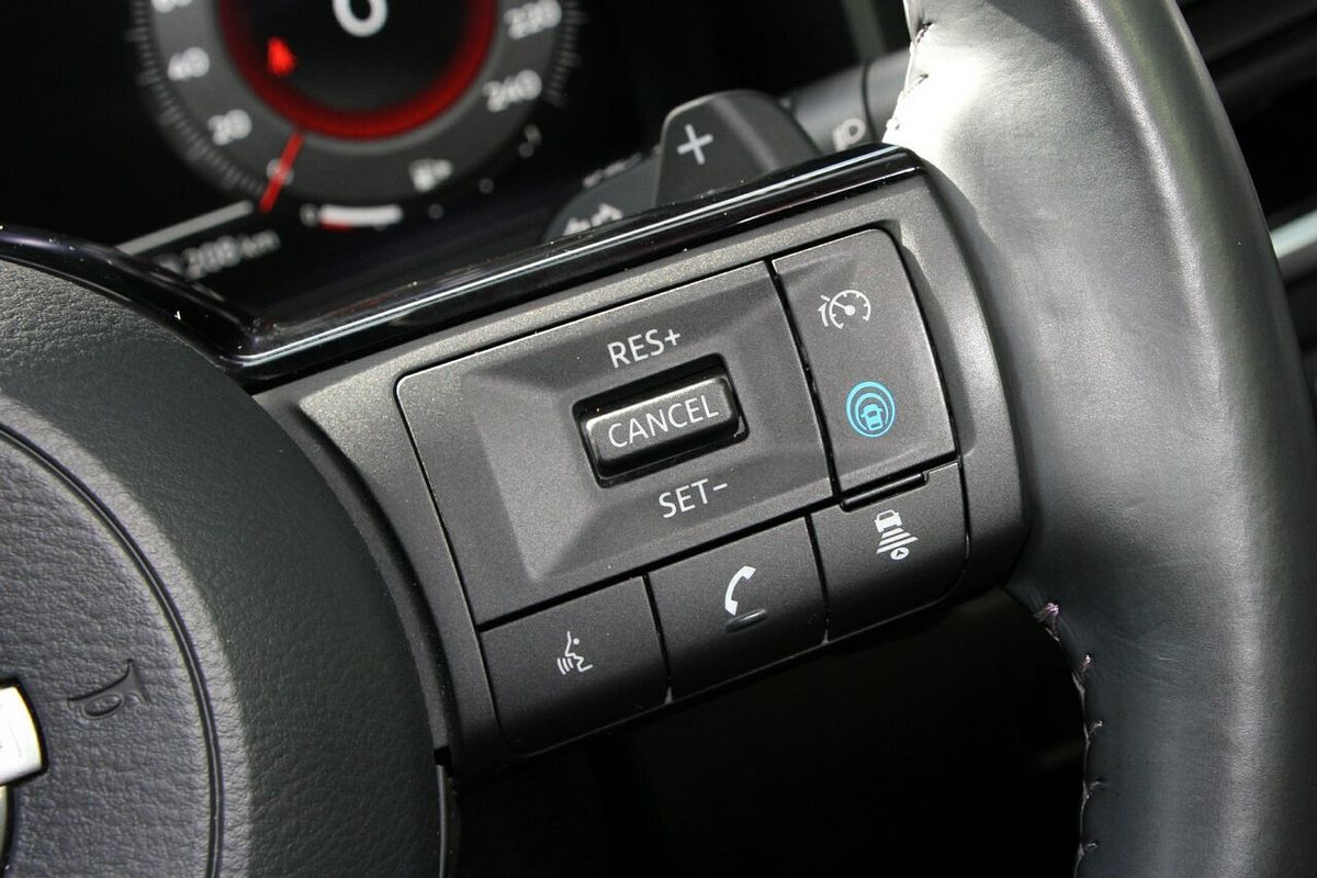 2023 Nissan QASHQAI Ti J12