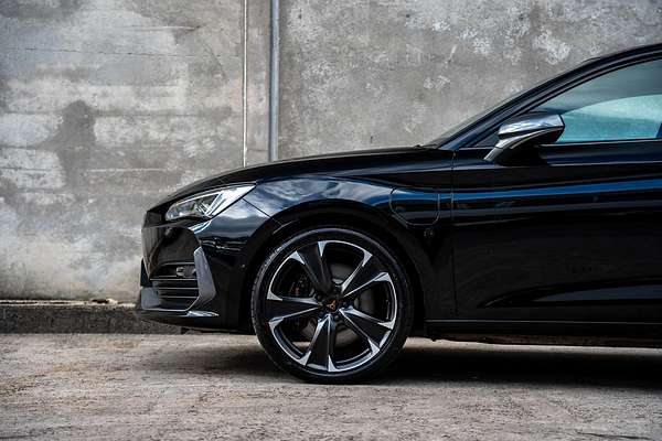 2024 CUPRA Leon VZe KL