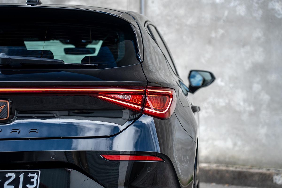 2024 CUPRA Leon VZe KL