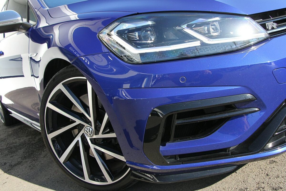 2017 Volkswagen Golf R 7