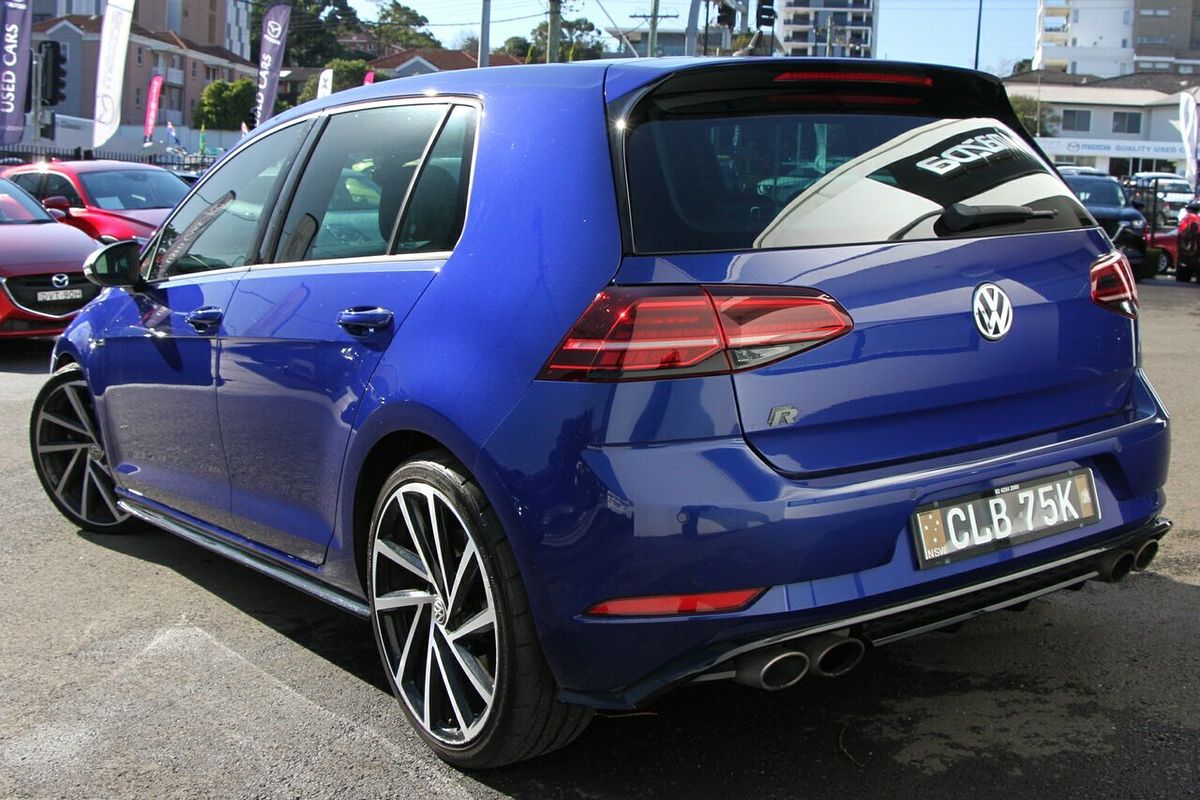 2017 Volkswagen Golf R 7