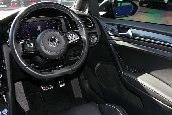 2017 Volkswagen Golf R 7