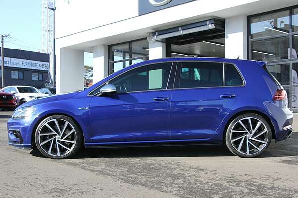 2017 Volkswagen Golf R 7