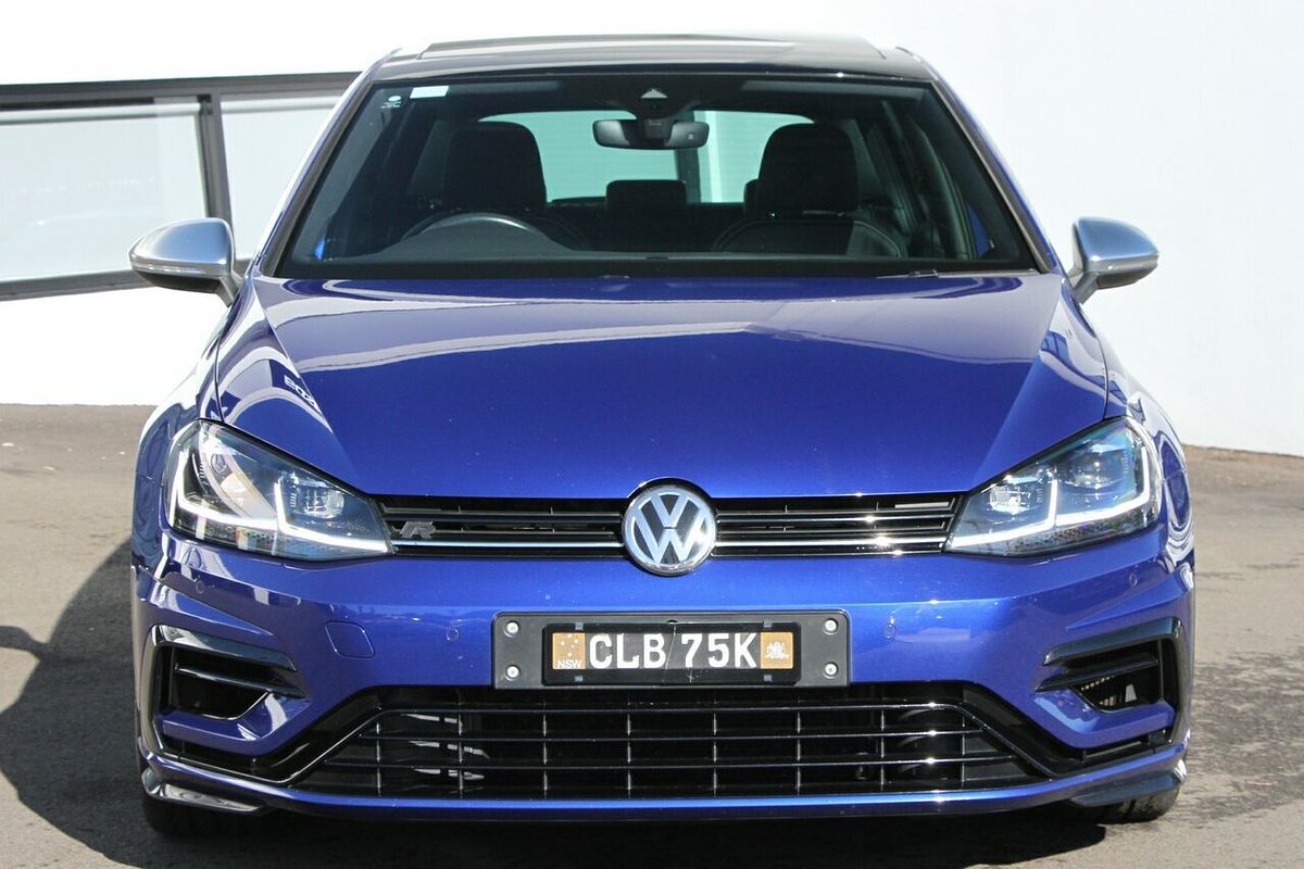 2017 Volkswagen Golf R 7