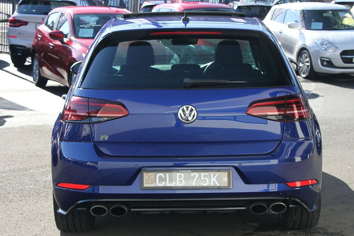 2017 Volkswagen Golf R 7