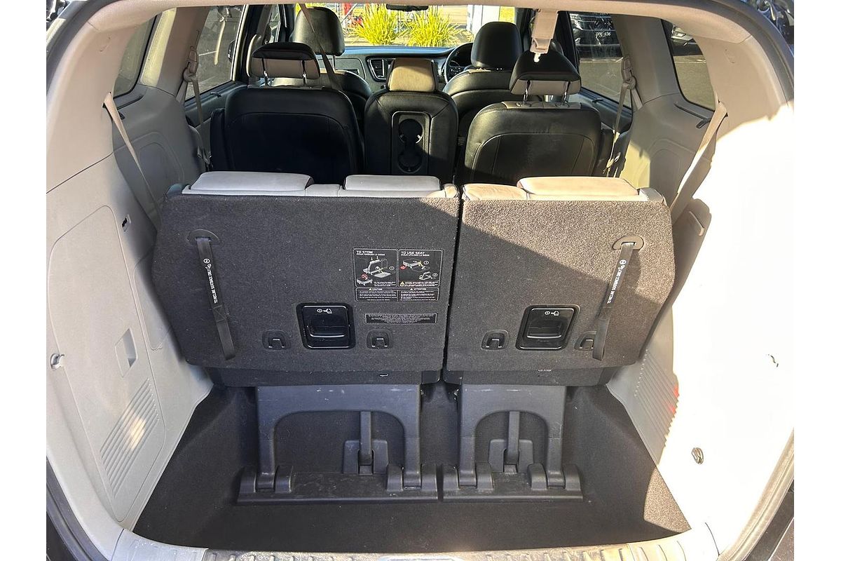 2019 Kia Carnival Platinum YP