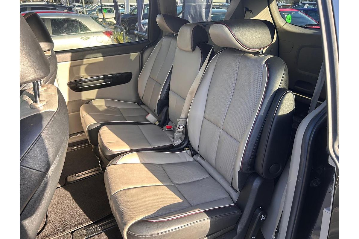 2019 Kia Carnival Platinum YP