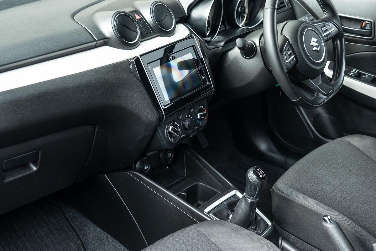 2019 Suzuki Swift GL Navigator AZ