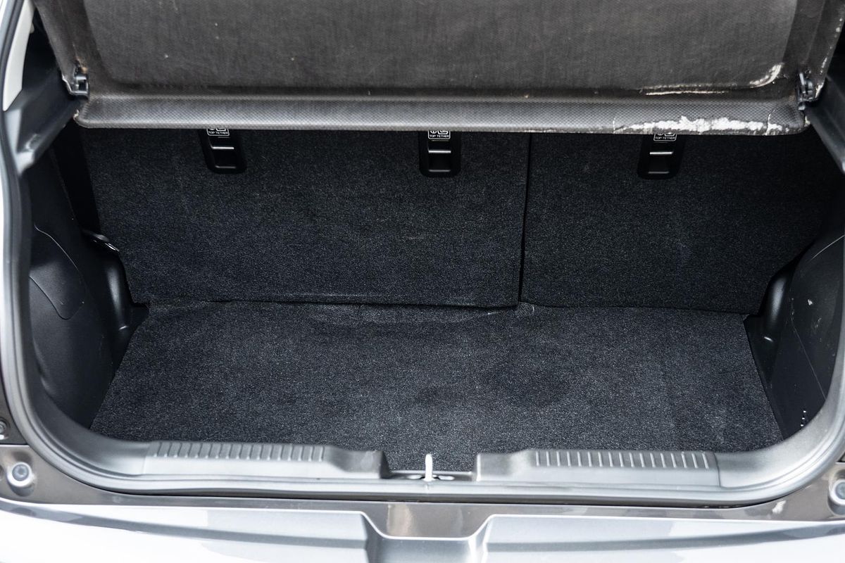 2019 Suzuki Swift GL Navigator AZ
